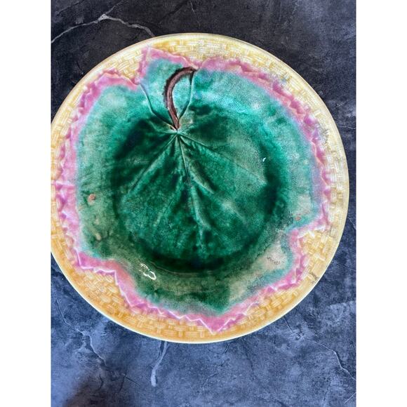 Etruscan Majolica Plate 1880's Maple Leaf antique glazed plate - Picture 1 of 11
